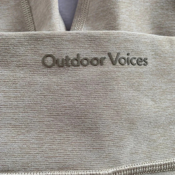 Outdoor Voices 7/8 Dipped Warmup Leggings Size Small Oatmeal, Moss and Fog - Picture 5 of 11